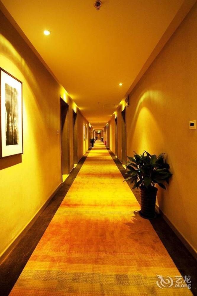 Heyi Hotel Hefei Changjiang Middle Road ภายนอก รูปภาพ