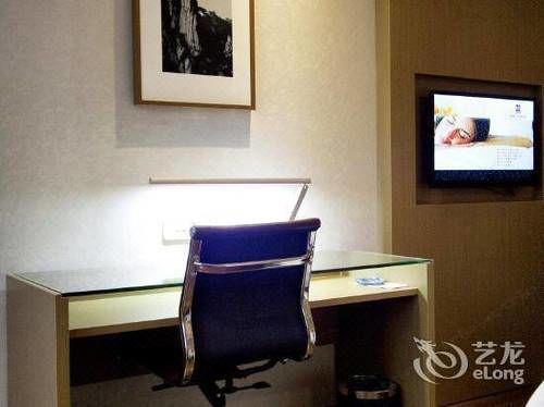 Heyi Hotel Hefei Changjiang Middle Road ภายนอก รูปภาพ